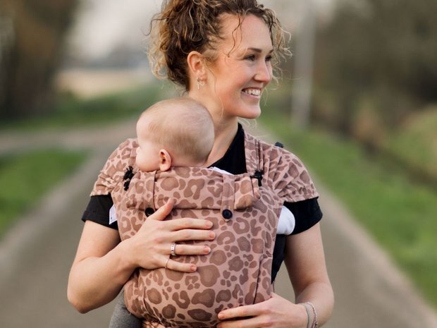 Draagdoek of draagzak huren